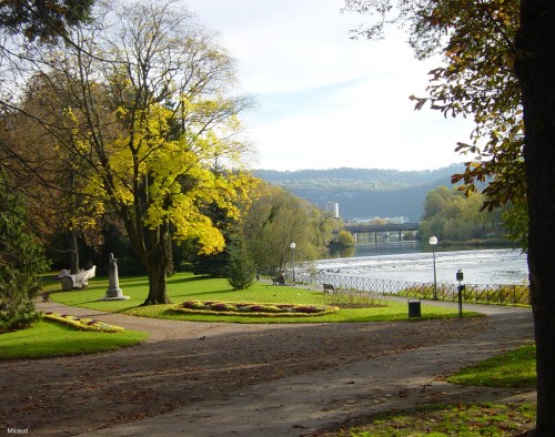 PROMENADE MICAUD